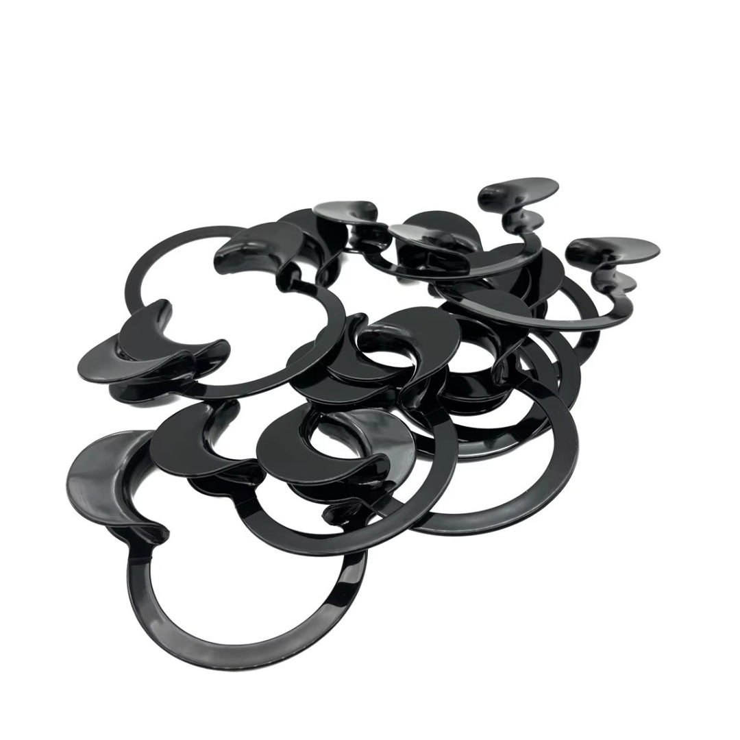 Set of C-Shape Retractors